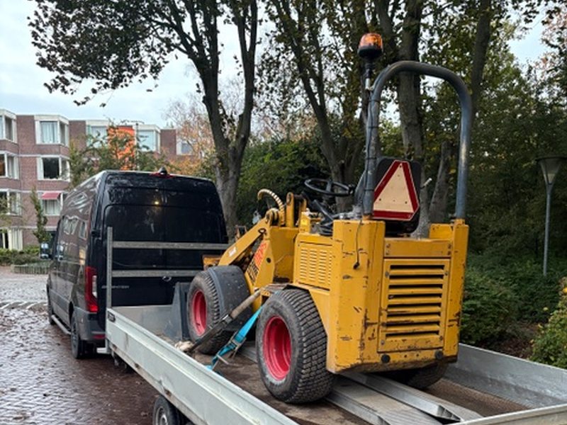 Oude oprit in Amsterdam voor aanvang van het bestratingswerk
